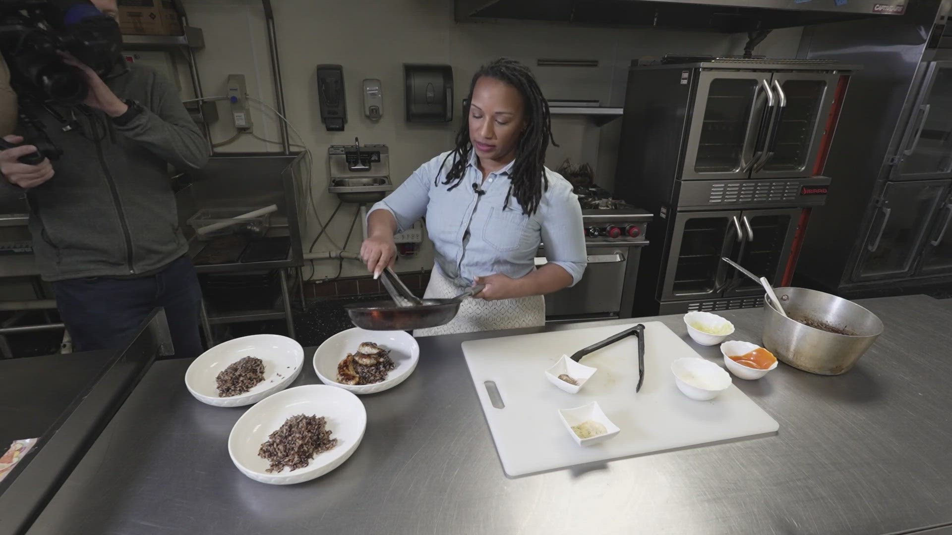 Chef Amber Williams of Le Rouge Cuisine Food Company, shares recipes using ingredients from food distribution organizations