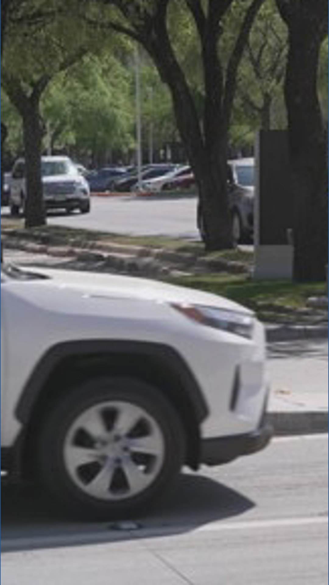 NorthPark Center evacuated for hours due to a bomb threat | wfaa.com