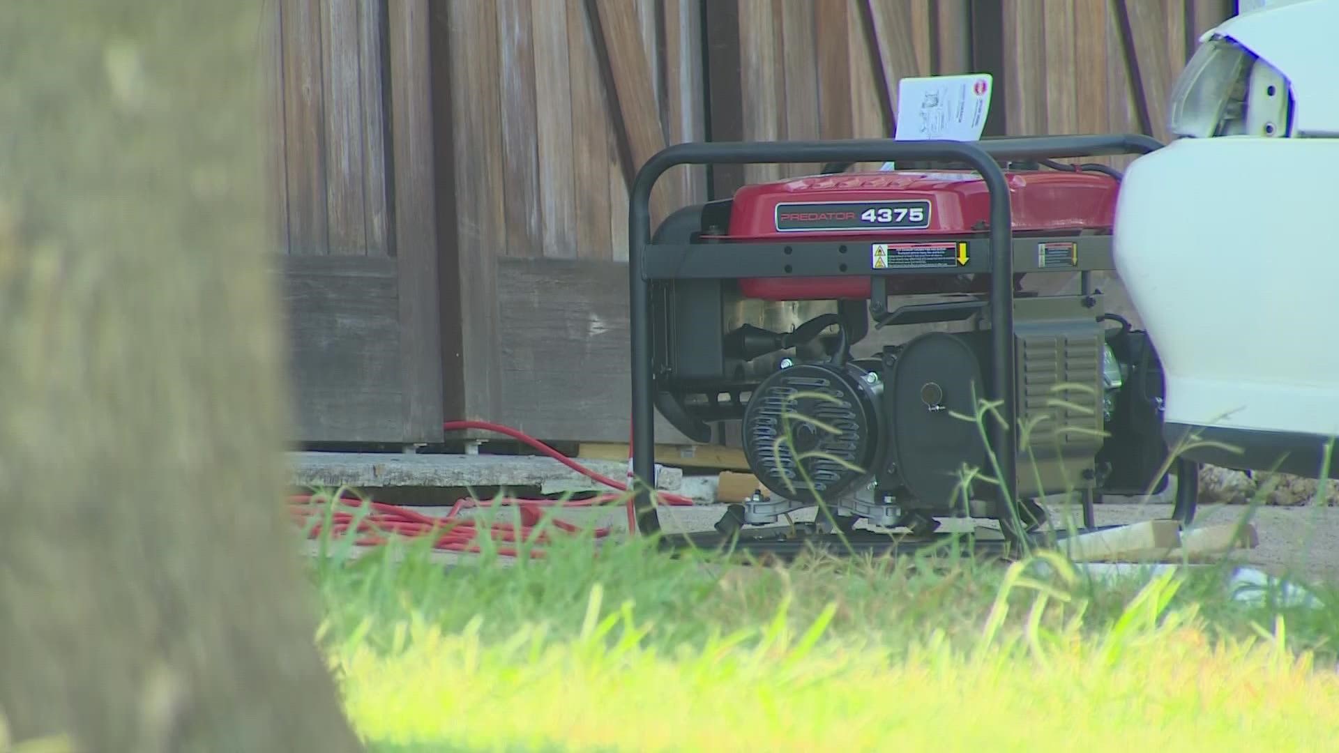 North Texas saw temperatures in the triple digits this weekend, which didn't bode well for some residents who lost power.