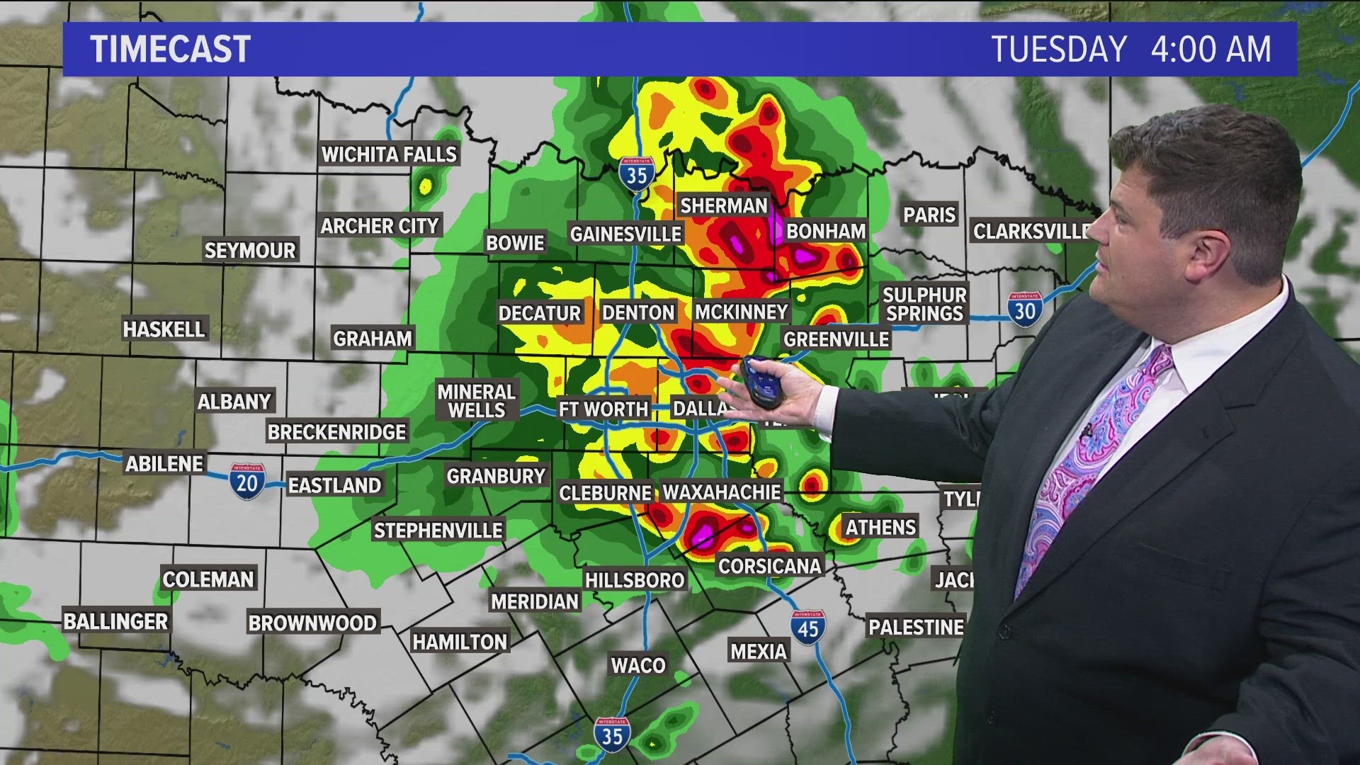 There's a chance of rain in the overnight hours into Tuesday. Here's what to expect.