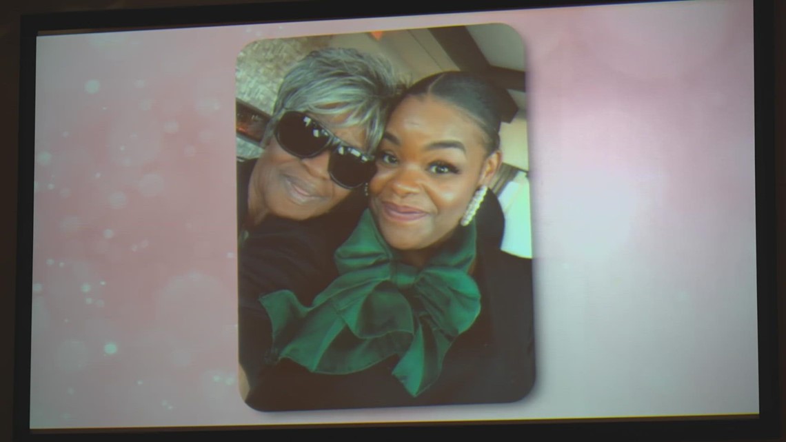 Community attends funeral of Amber Carr, sister of Atatiana Jefferson