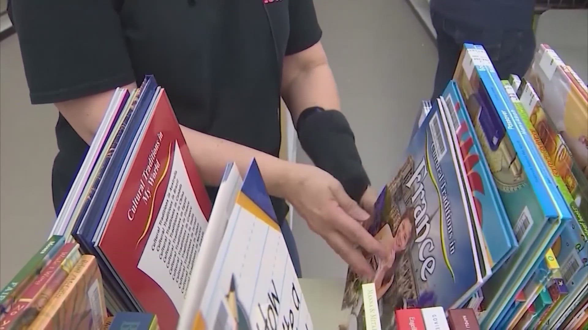 The Fort Worth Independent School District (FWISD) has closed all of its district libraries to re-examine books on its shelves, according to a district spokesperson.
