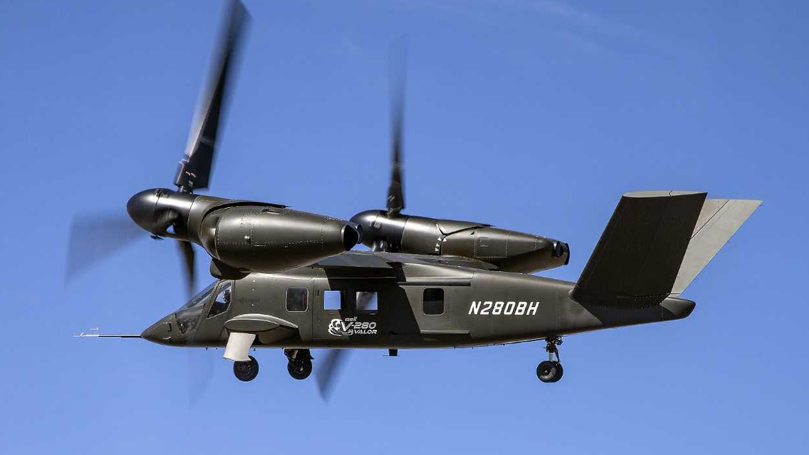 Bell wants its V-280 Valor to replace the Blackhawk. Now it's testing in  Arlington | wfaa.com