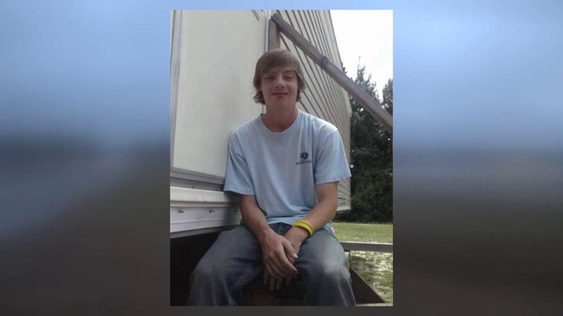 Mom pleads for help in finding son who went missing from southeast