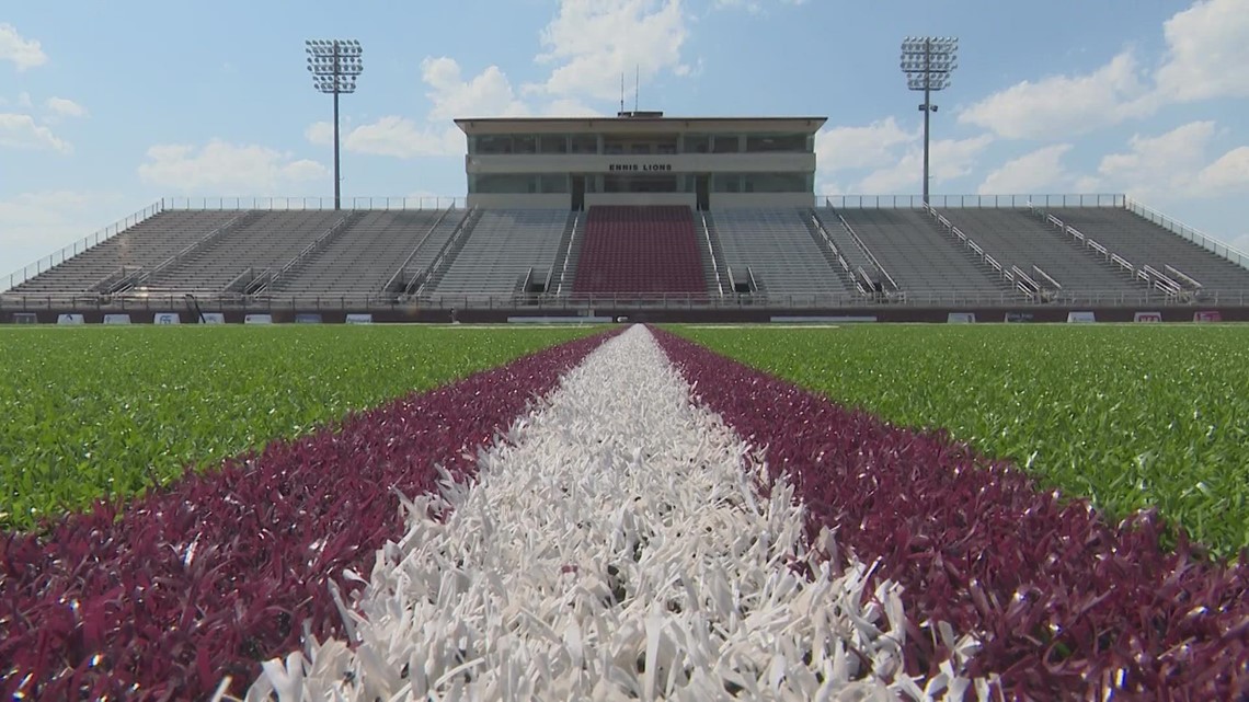 Safety top of mind as Everman HS takes on Ennis following homecoming shooting threat