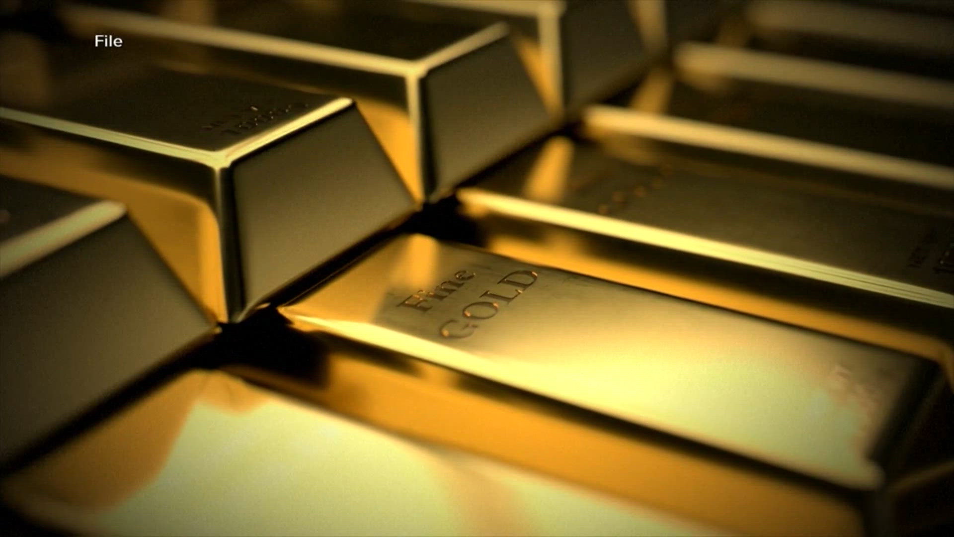 Ex-CIA officials jailed, accused of stealing millions in gold bars from ...