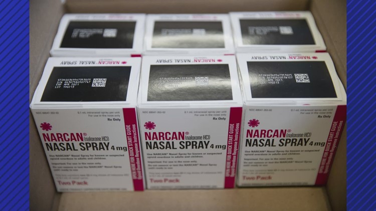 Dallas ISD votes to allow staff to administer Narcan to students to reverse overdose