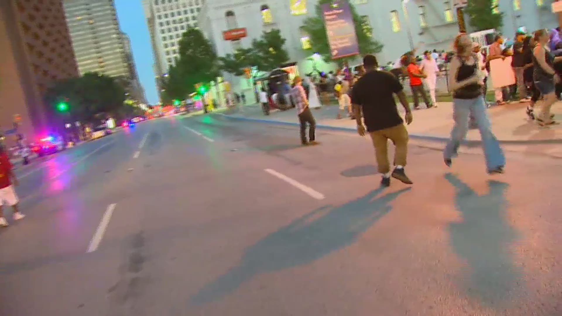 Convenience store looted downtown after attack | wfaa.com