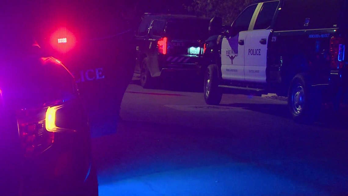 Fort Worth, TX: Suspect In SWAT Standoff After Shooting Kills 2 ...