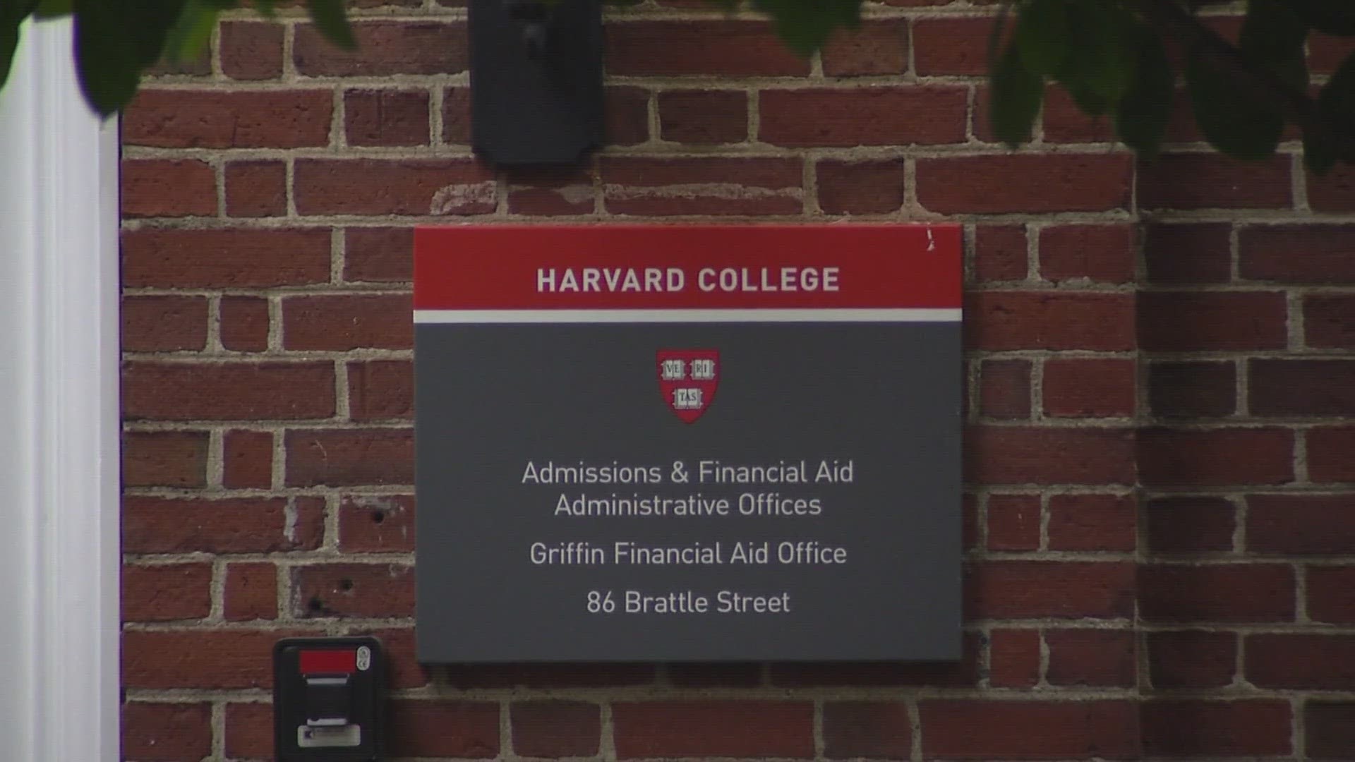 Lawsuit challenges Harvard legacy admissions | wfaa.com