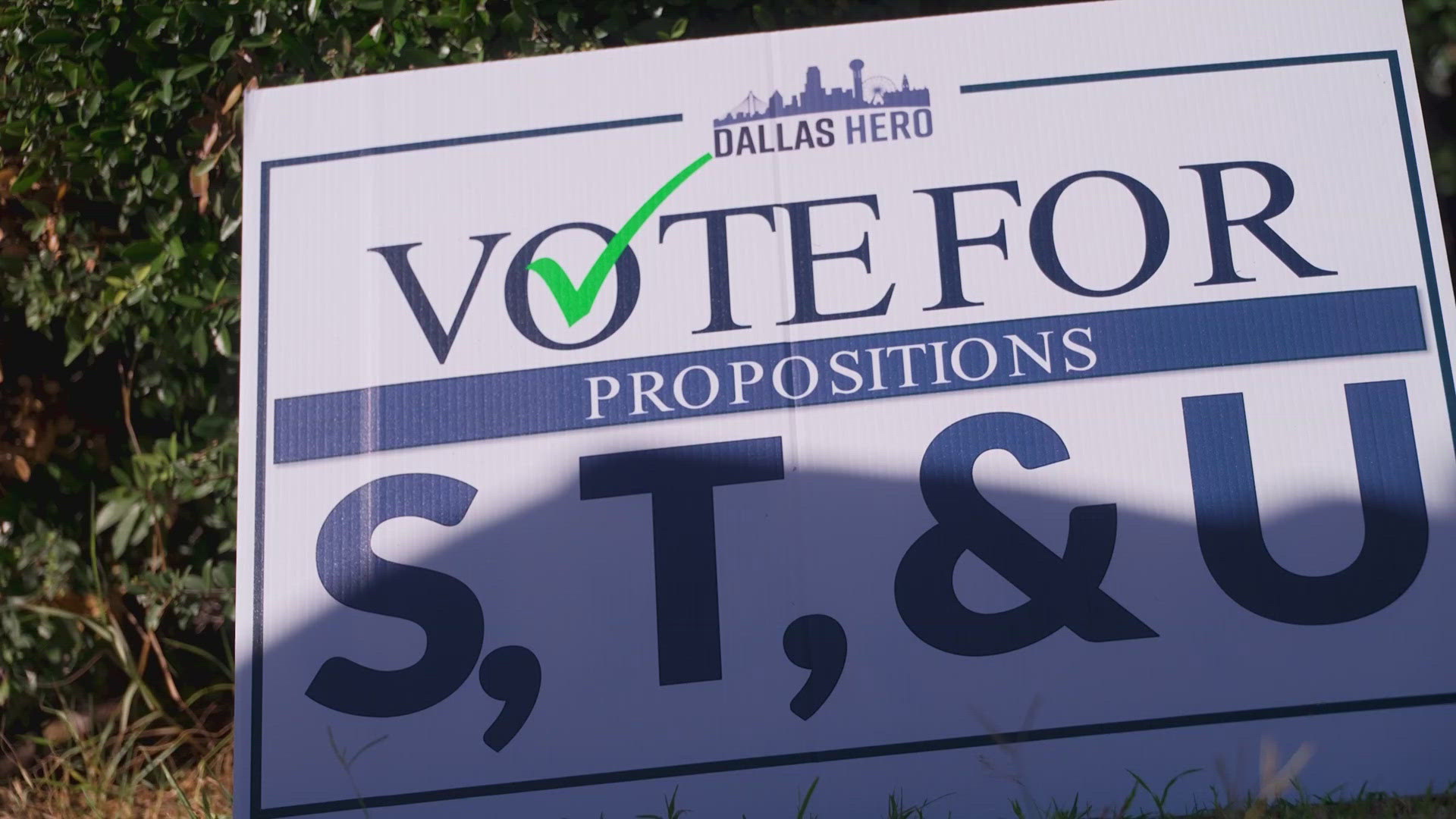 Measure S will make it easier to sue the city and Measure U will force Dallas to hire 900 more police officers and devote money to public safety. 