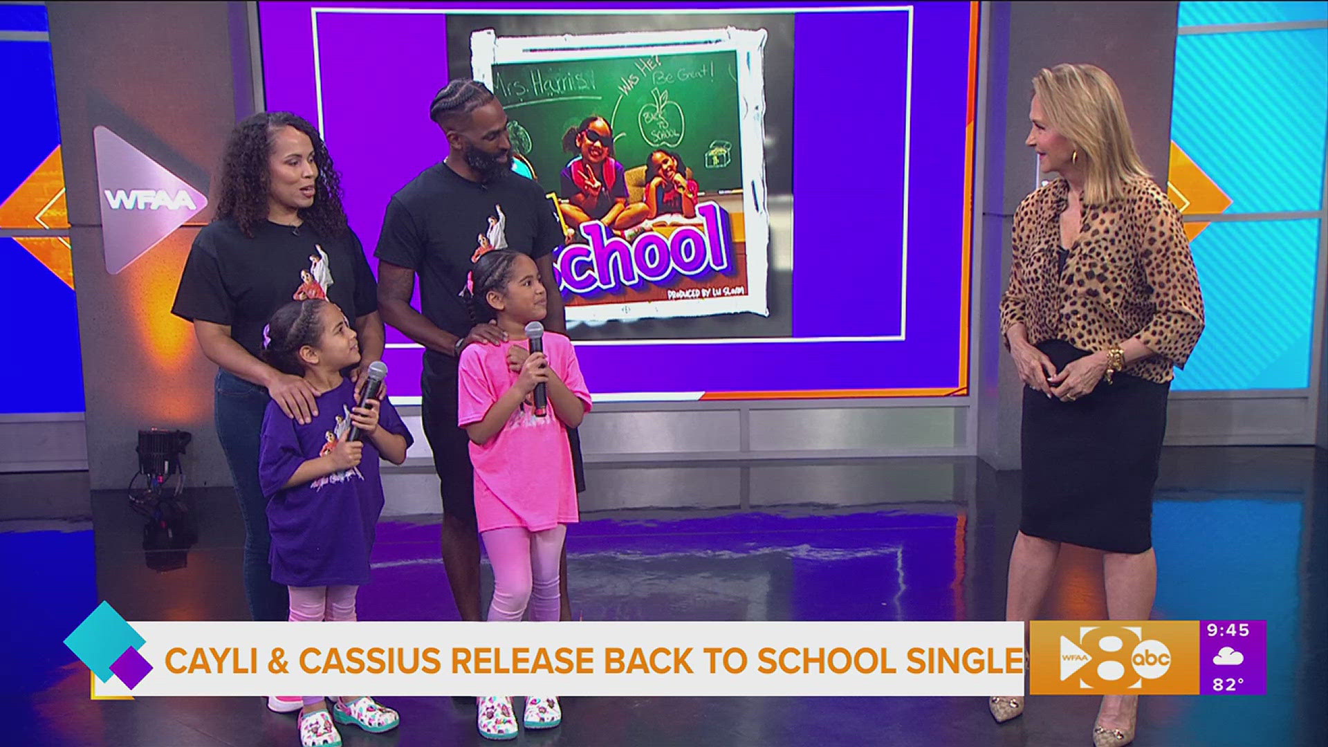 North Texas sisters and budding music artists Cassius and Cayli Harris introduce and perform their new single "School".