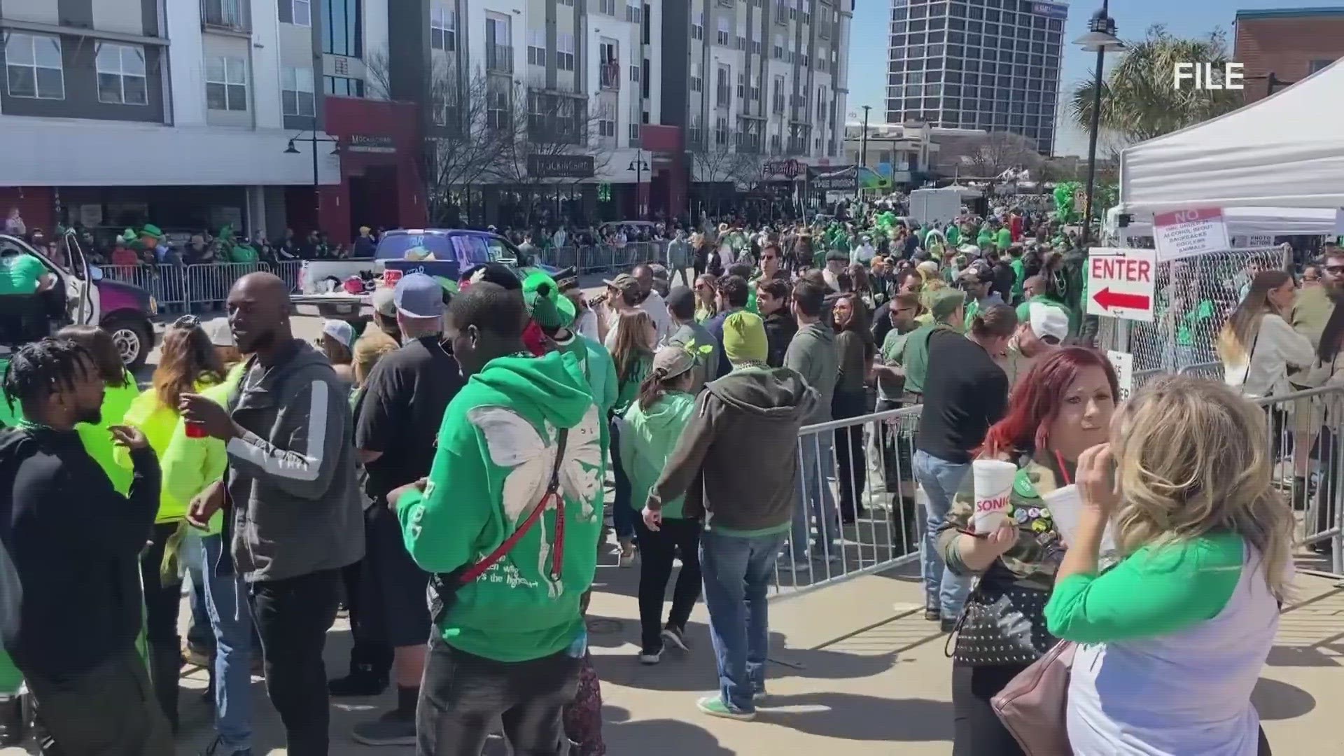 Still two days out from the annual Dallas St. Patrick’s Day Parade, tents, signs and even portable toilets were lining up along Greenville Avenue Thursday.
