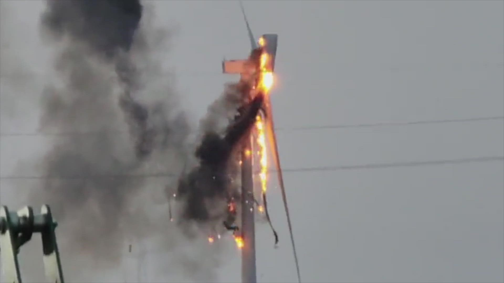 Chris Lopez sent us this video of a wind turbine that caught fire after being struck by lightning in Crowell, Texas.