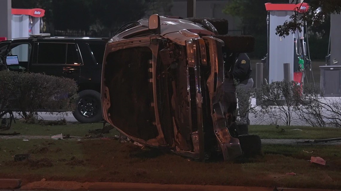 Teen killed in crash during police chase that ended in Dallas | wfaa.com