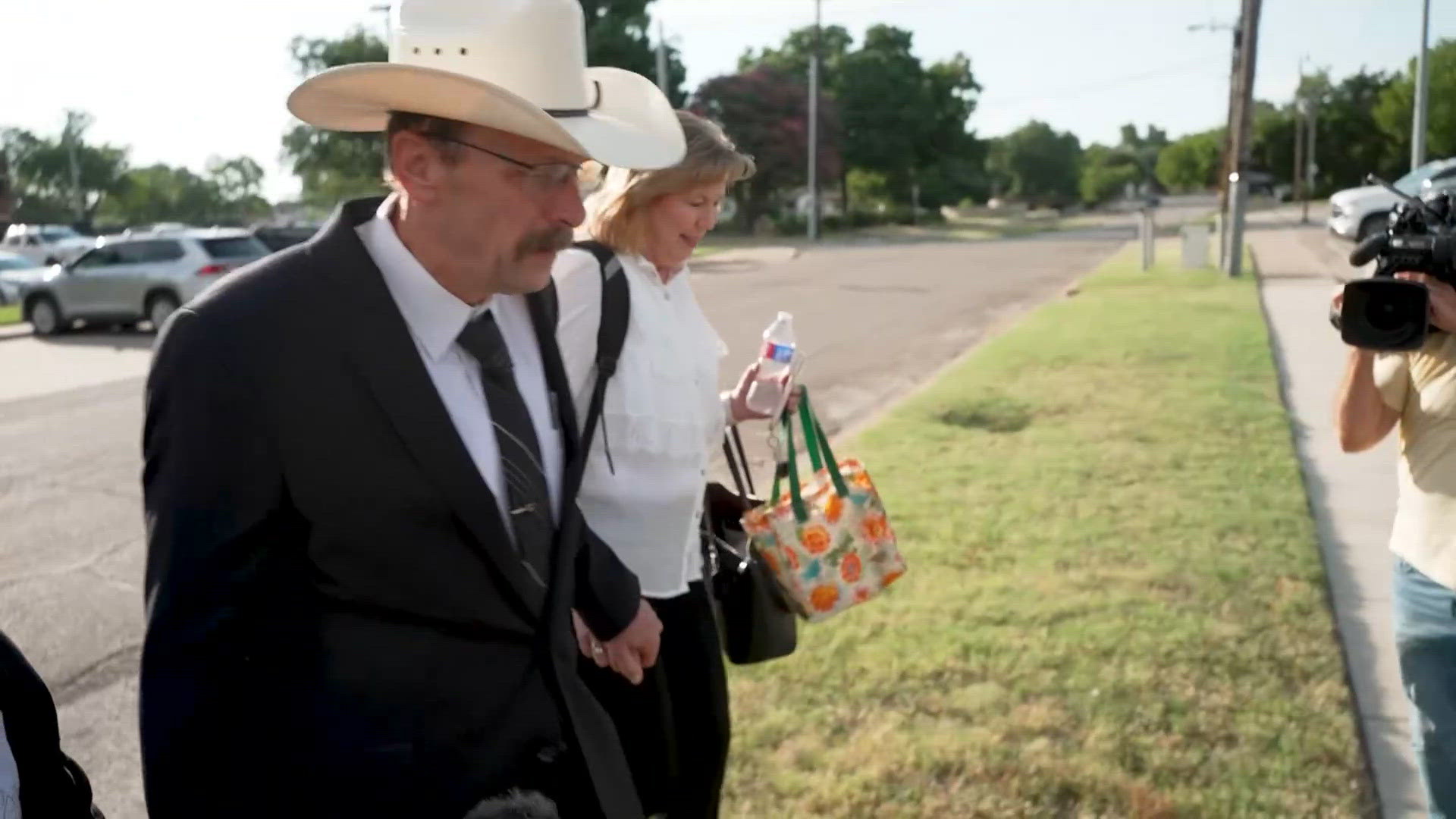 Johnson County residents react to the mistrial of Sheriff Adam King ...