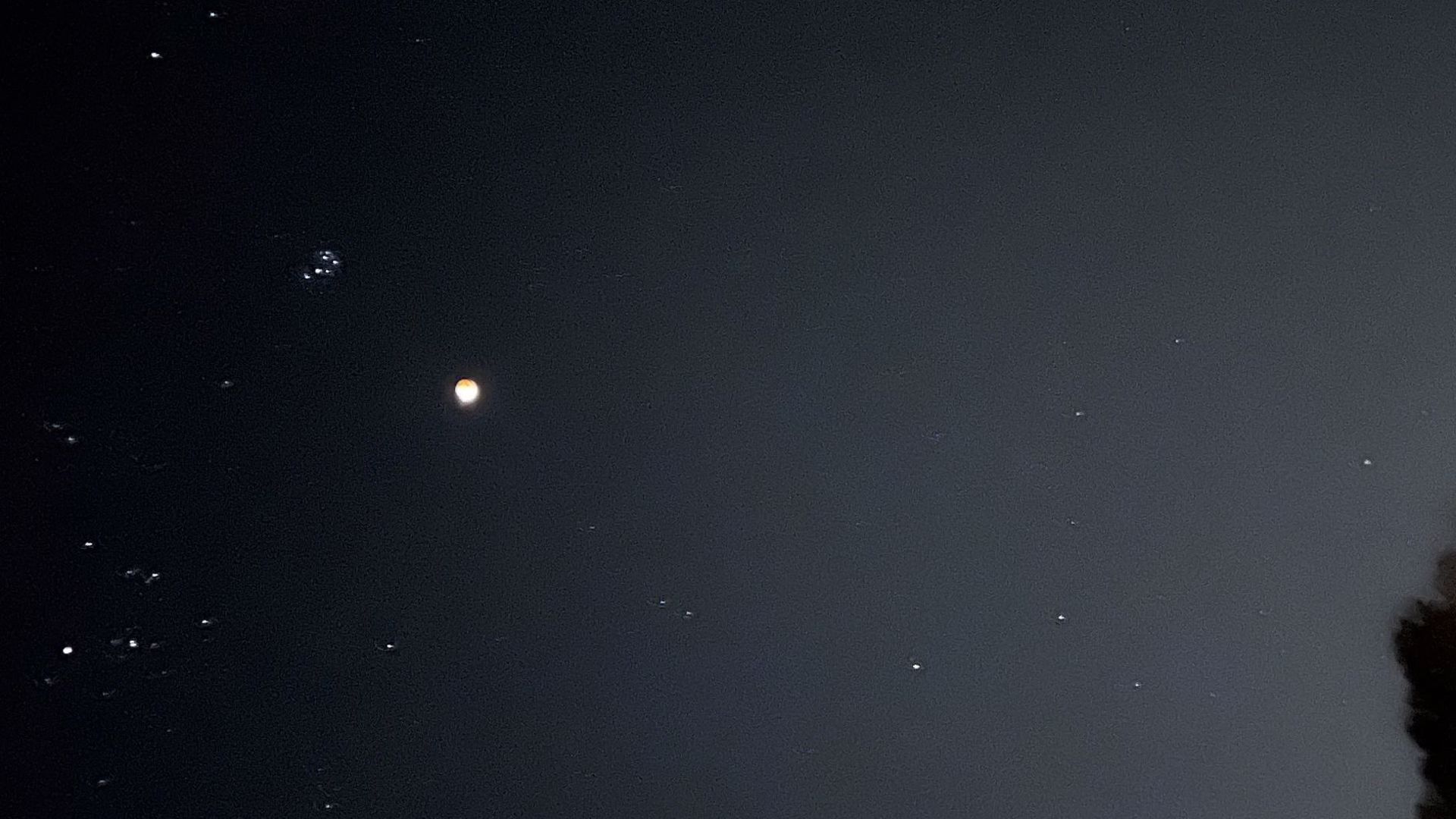 Partial lunar eclipse visible early Friday morning in D-FW | wfaa.com