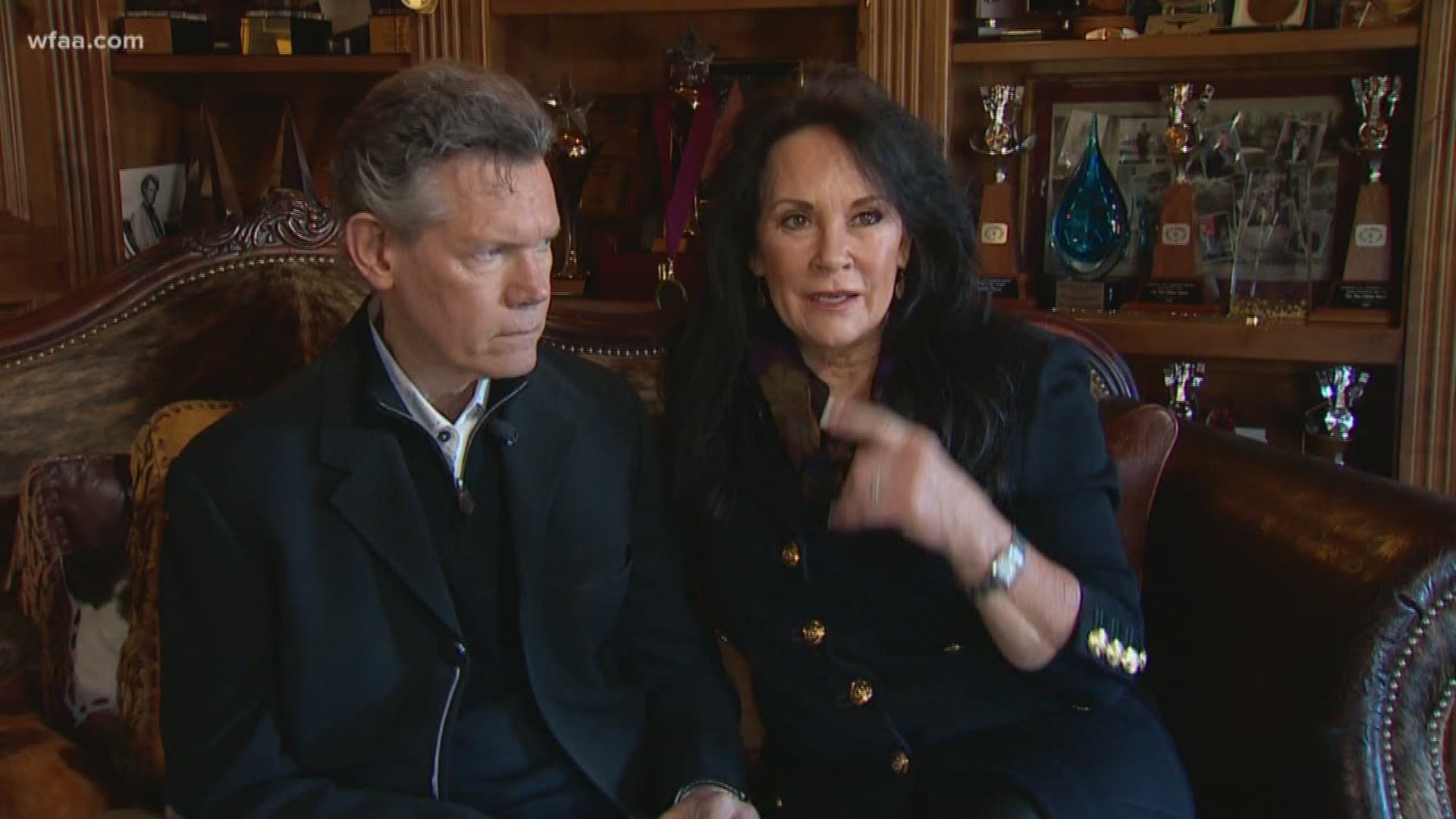 North Texan and country music star Randy Travis remembers friend George H.W. Bush