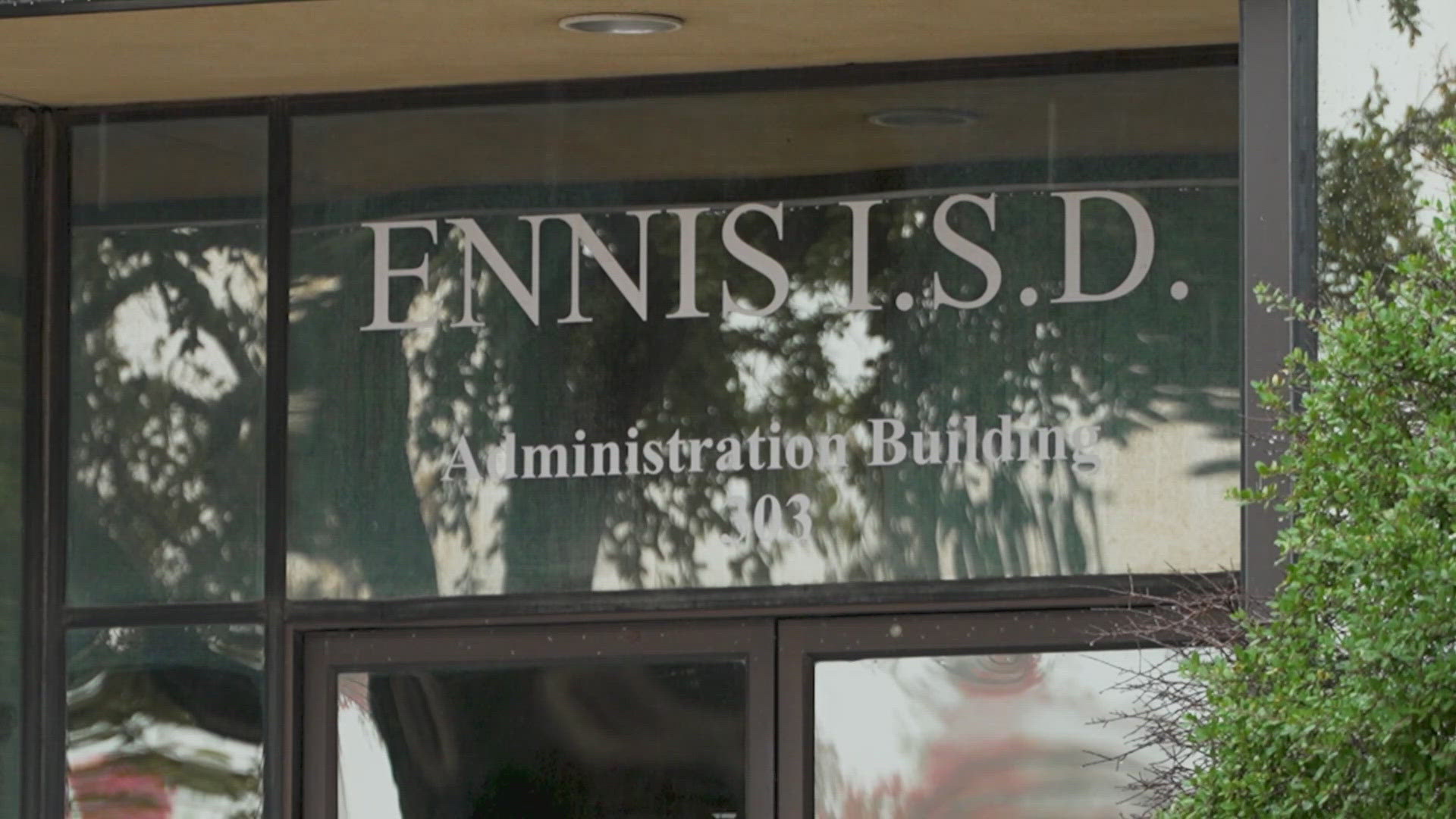 Ennis ISD cancels classes, again, after city continues boil water ...