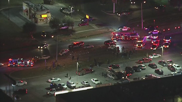 Multiple vehicles involved in major accident shuts down road near loop 12 and US 175