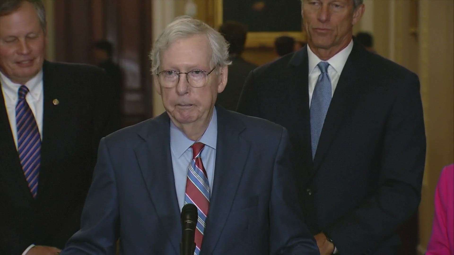 Video: Mitch McConnell freezes up during news conference