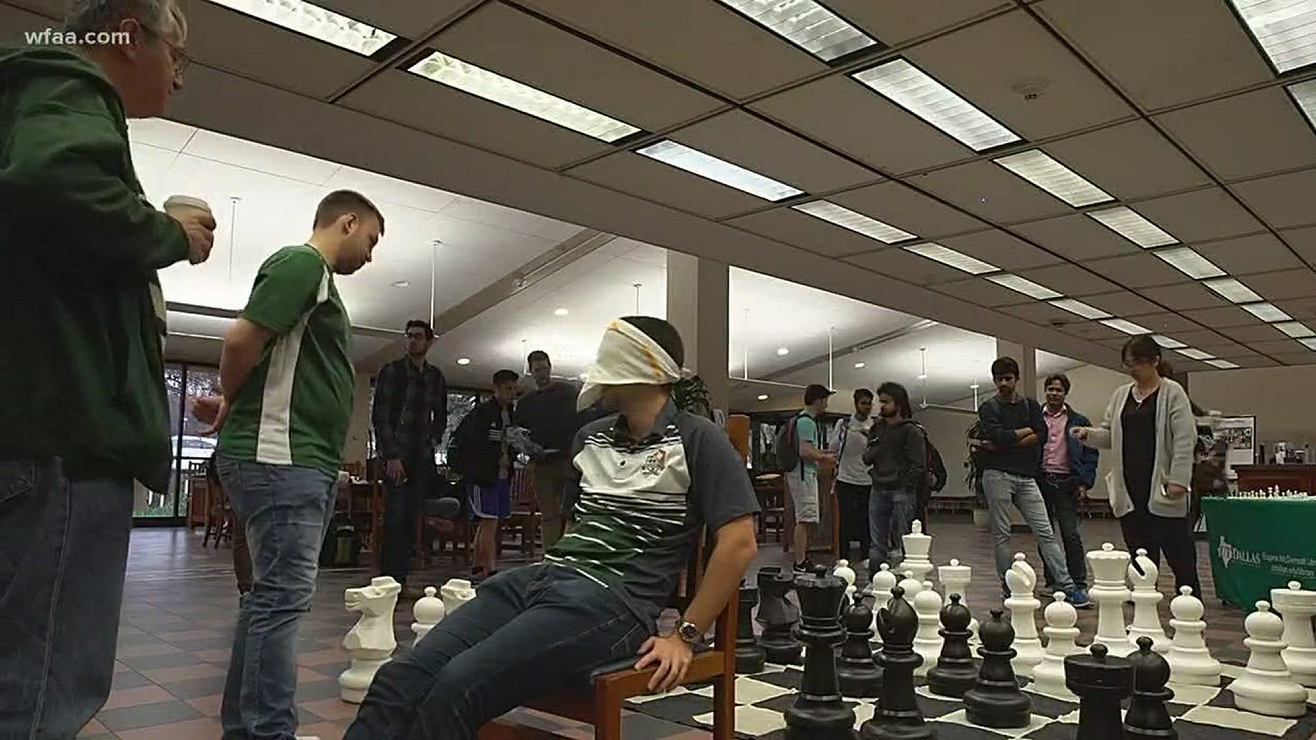 UTD grandmaster chess players challenge students blindfolded