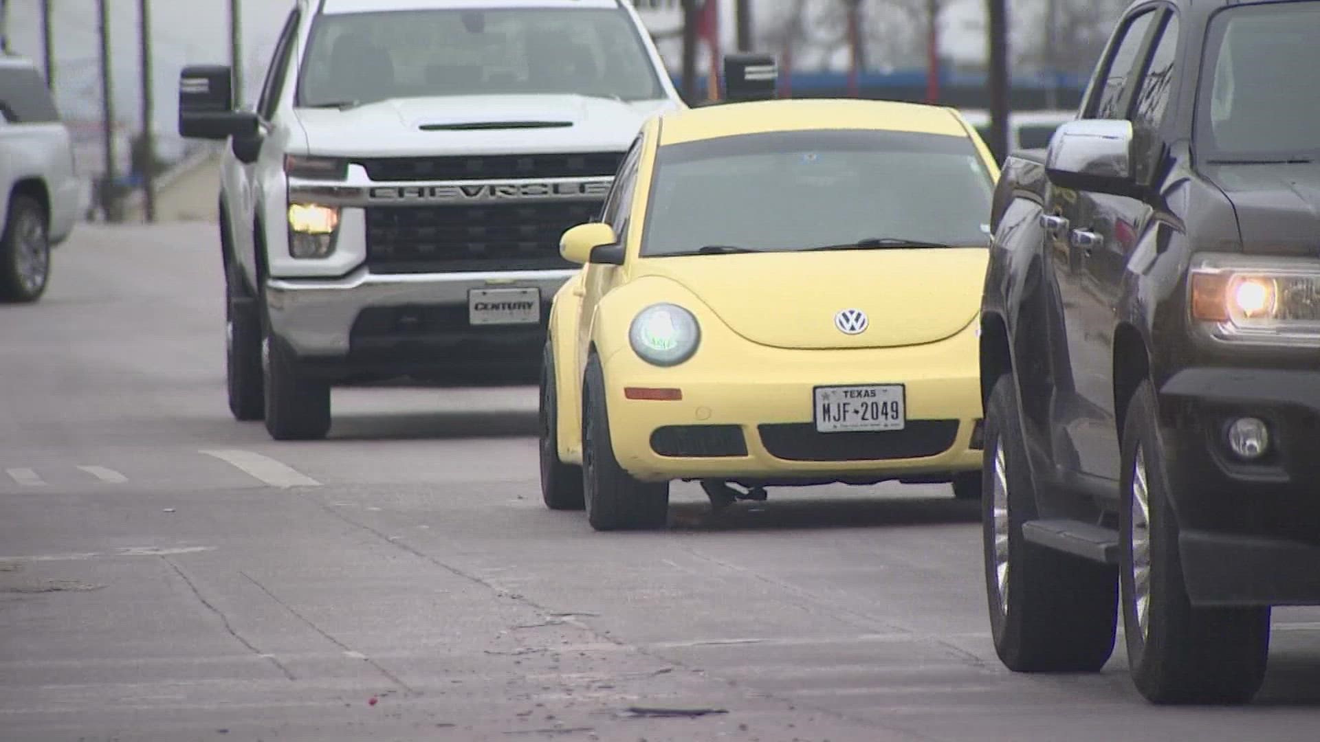 As North Texans brace for a slippery commute, police caution people to be careful.