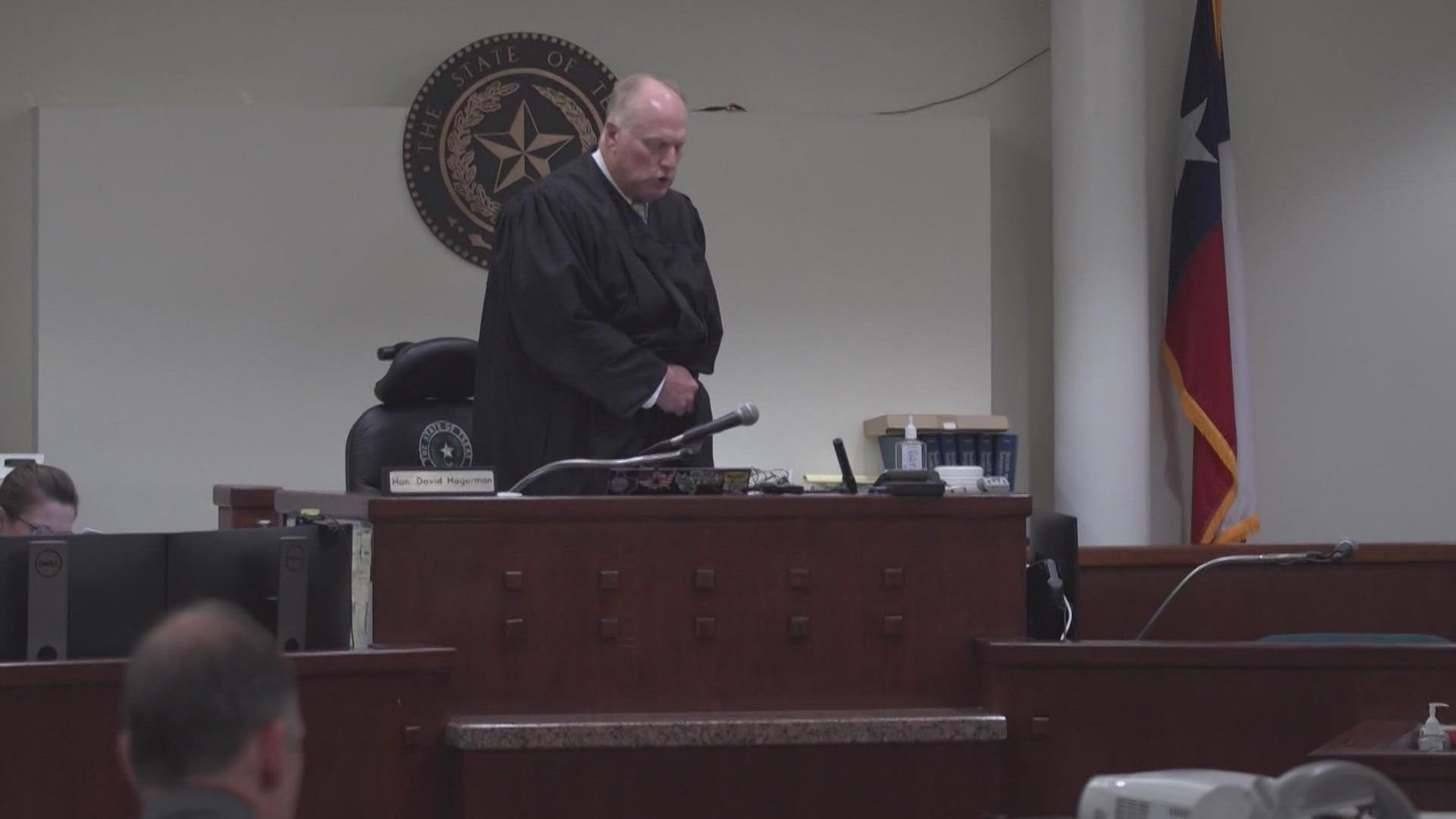 A hearing is underway in the Aaron Dean trial after the defense asked the trial judge to recuse himself from Dean's murder trial.