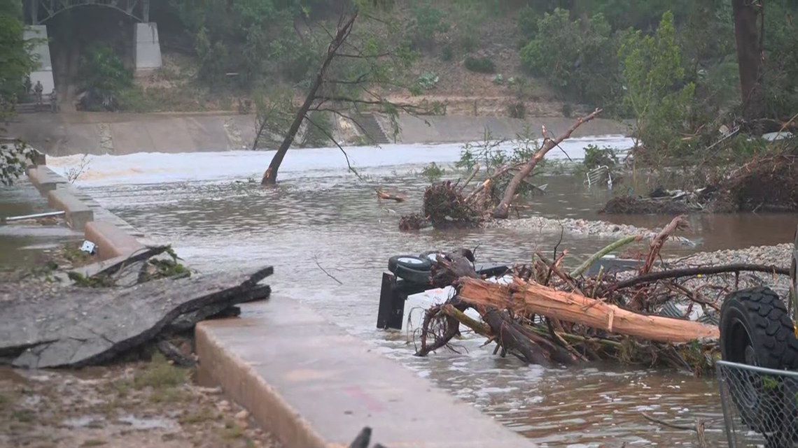 Residents wake up to catastrophic flooding in central Texas | wfaa.com