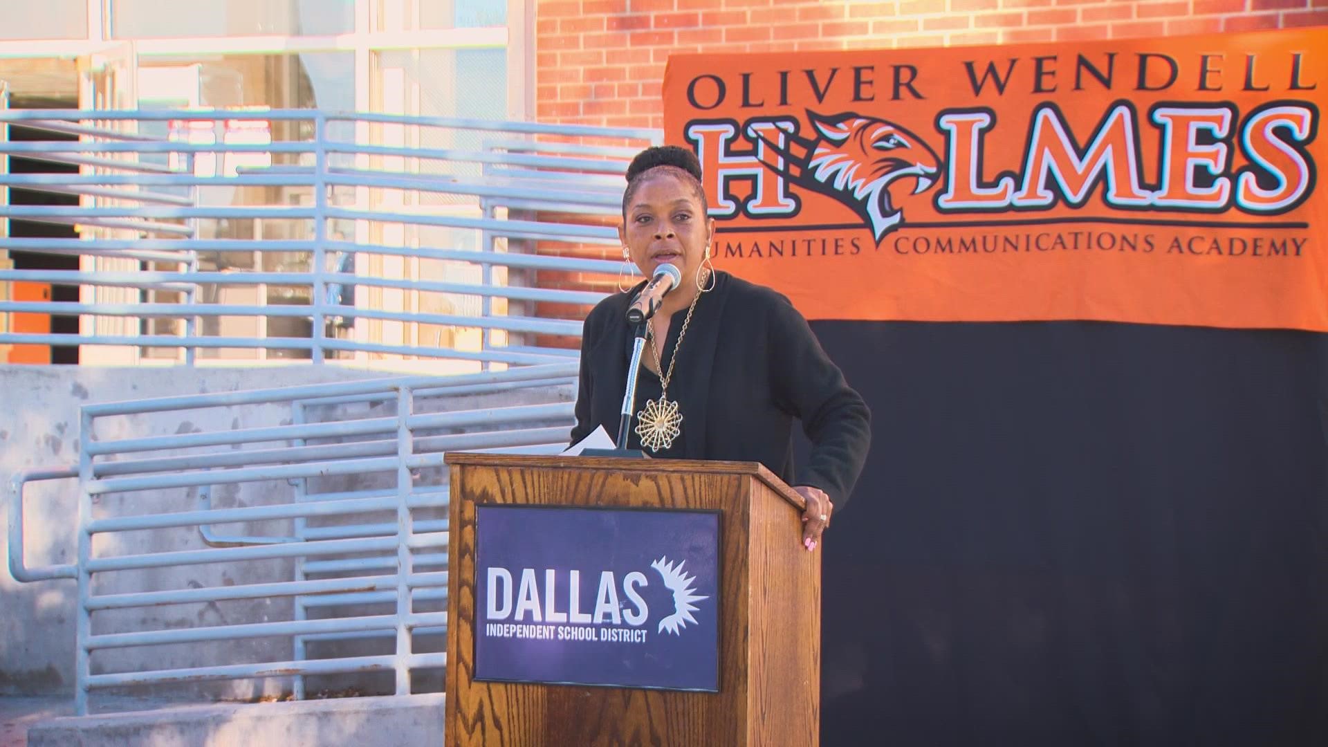 A new middle school campus in Oak Cliff will be named after former congressman and civil rights activist John Lewis.