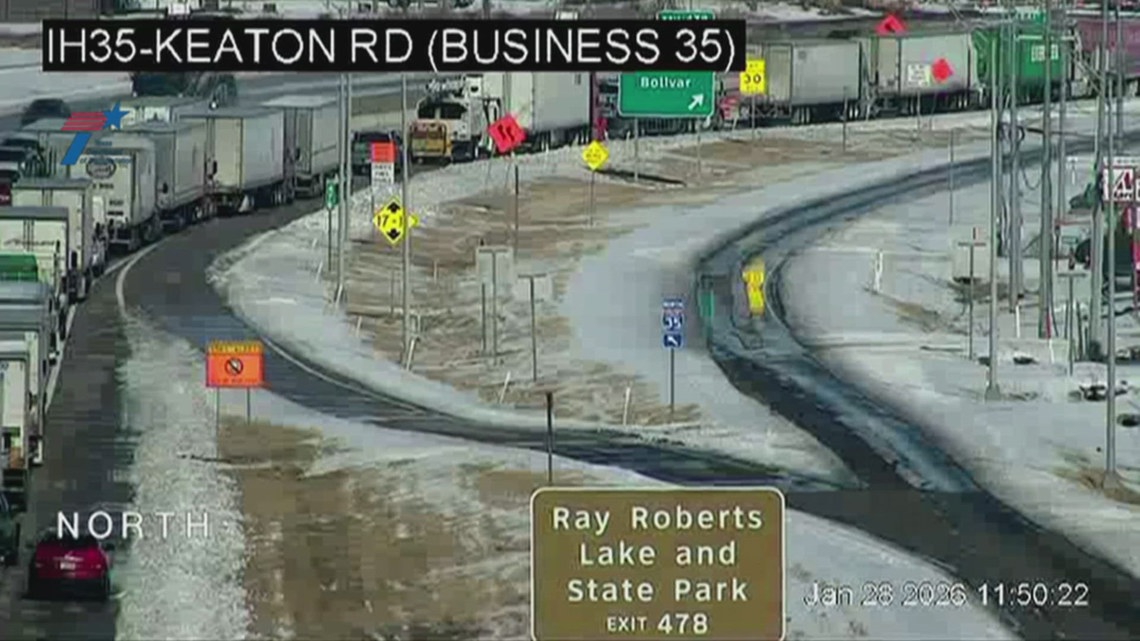 Traffic Alert: Crash causes major backup on I-35 north of Denton | wfaa.com