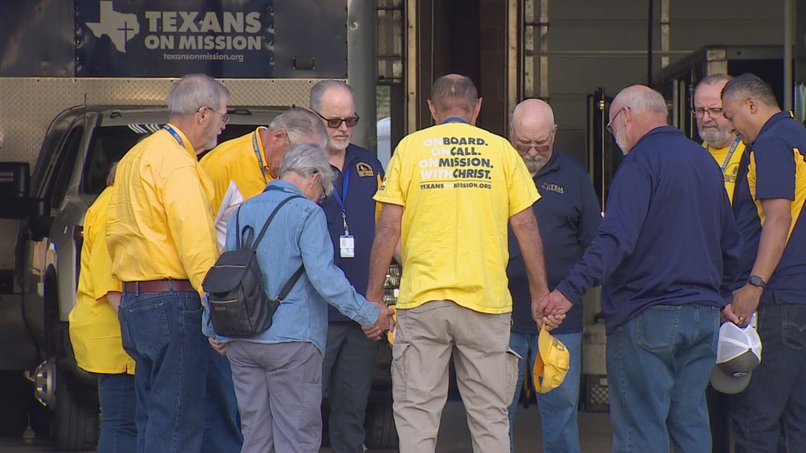 Texans on Mission to help after flooding in Rio Grande Valley | wfaa.com