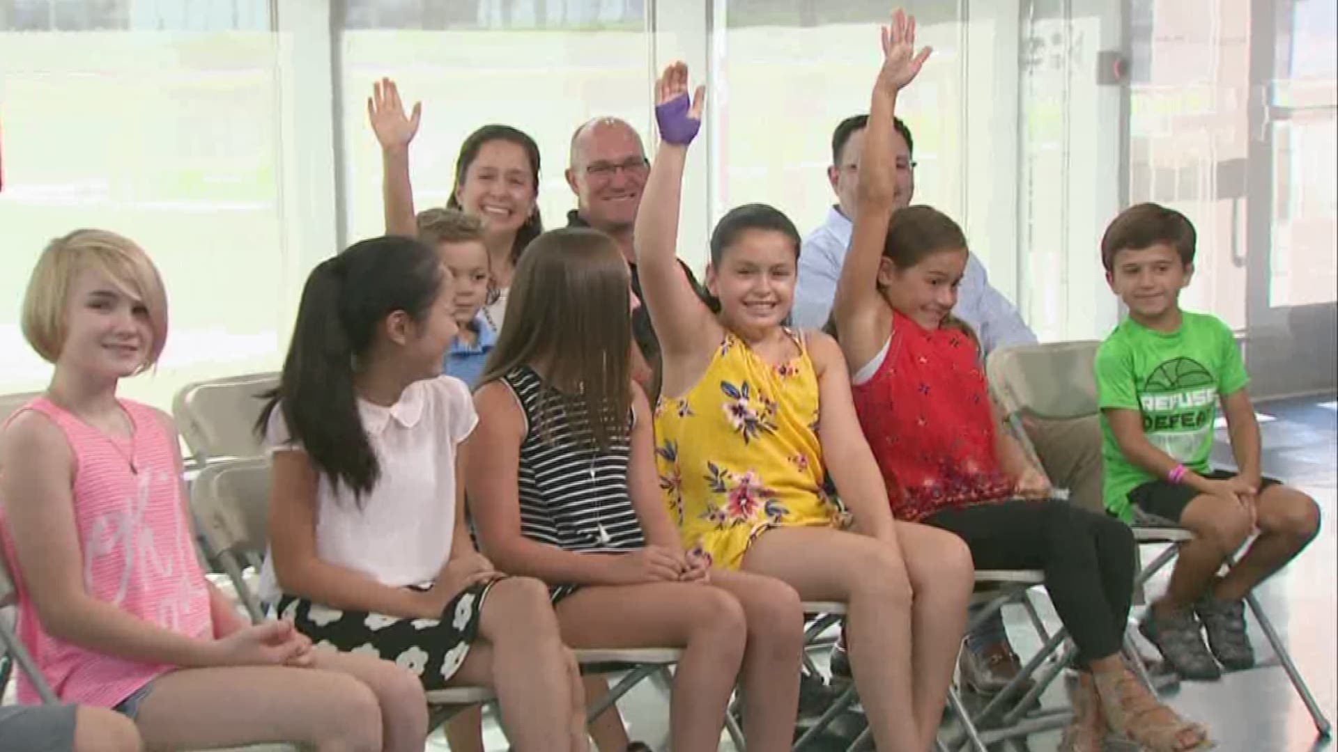 Prince of Peace Catholic School in Plano visits WFAA studios | wfaa.com