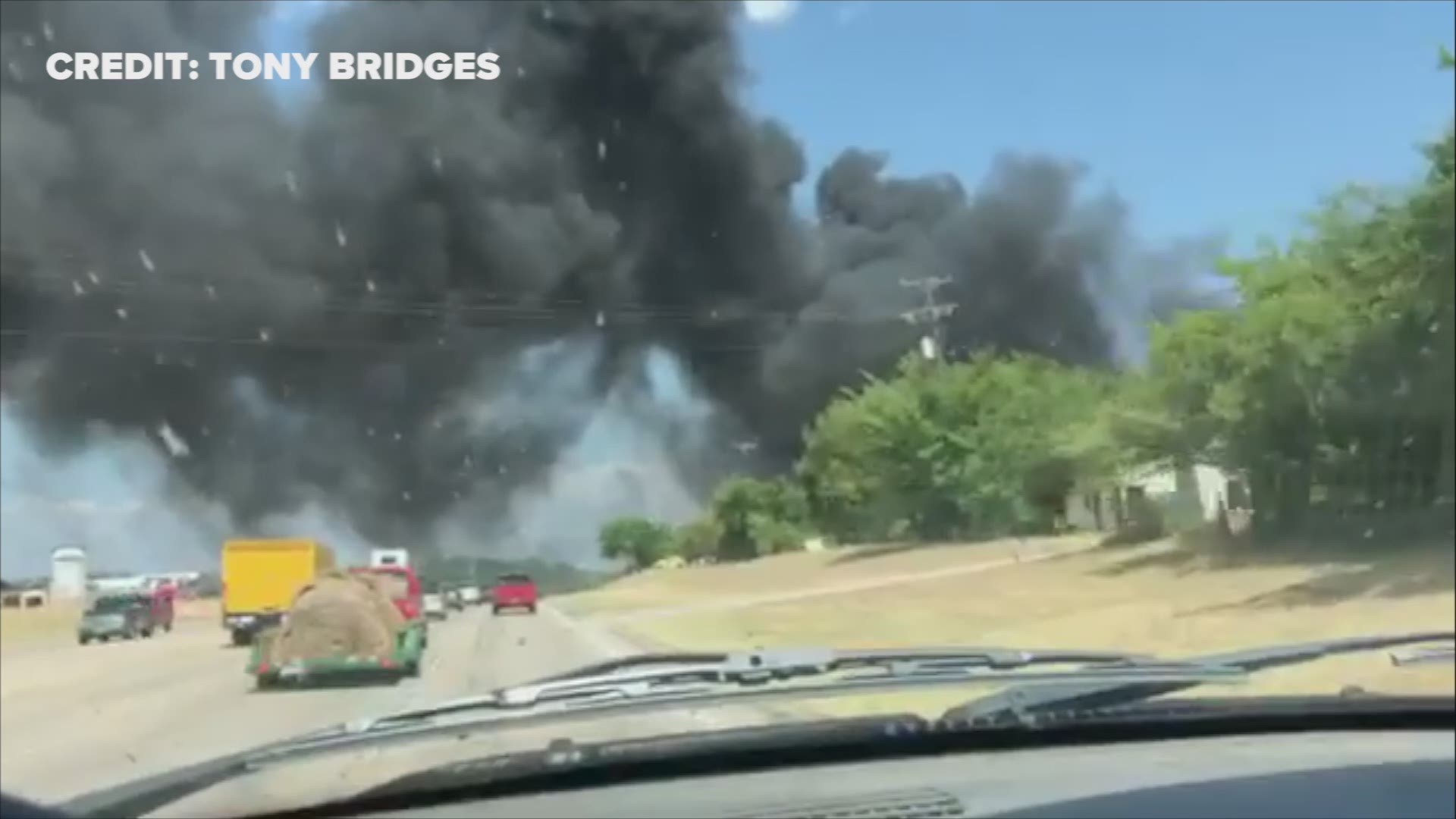 RAW: Denton junkyard fire | wfaa.com