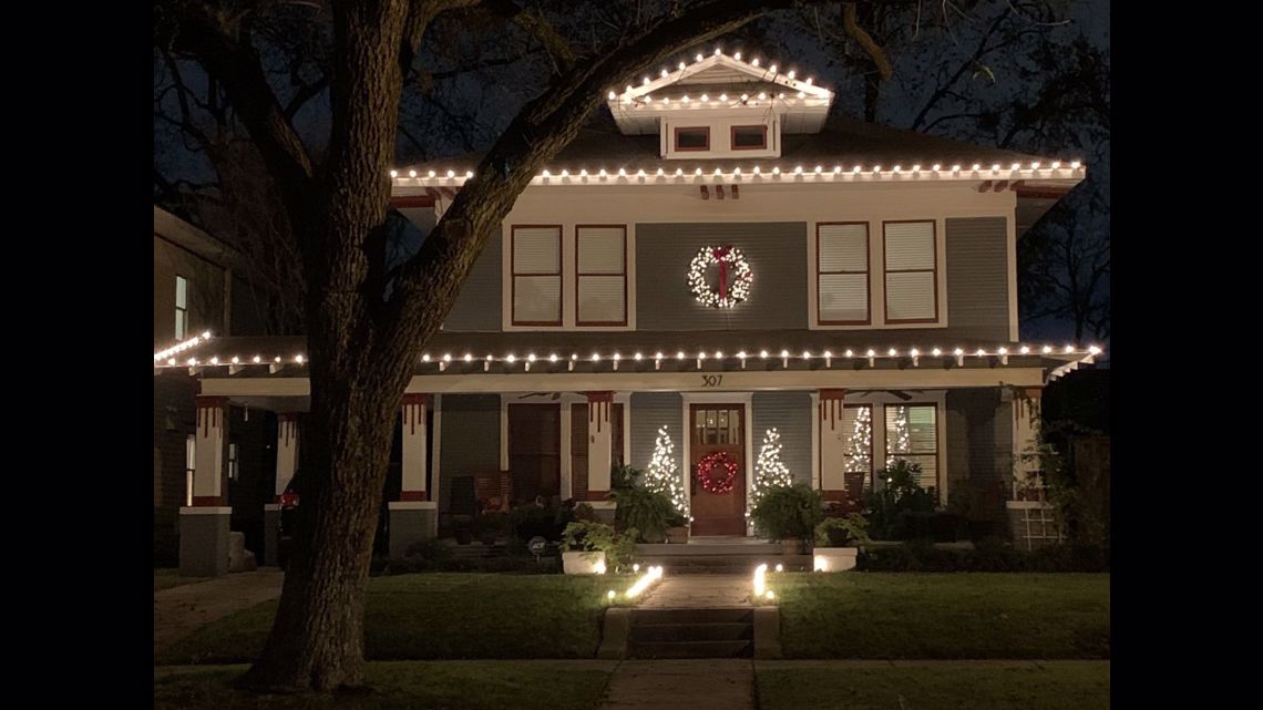Best Christmas lights in DFW 2021
