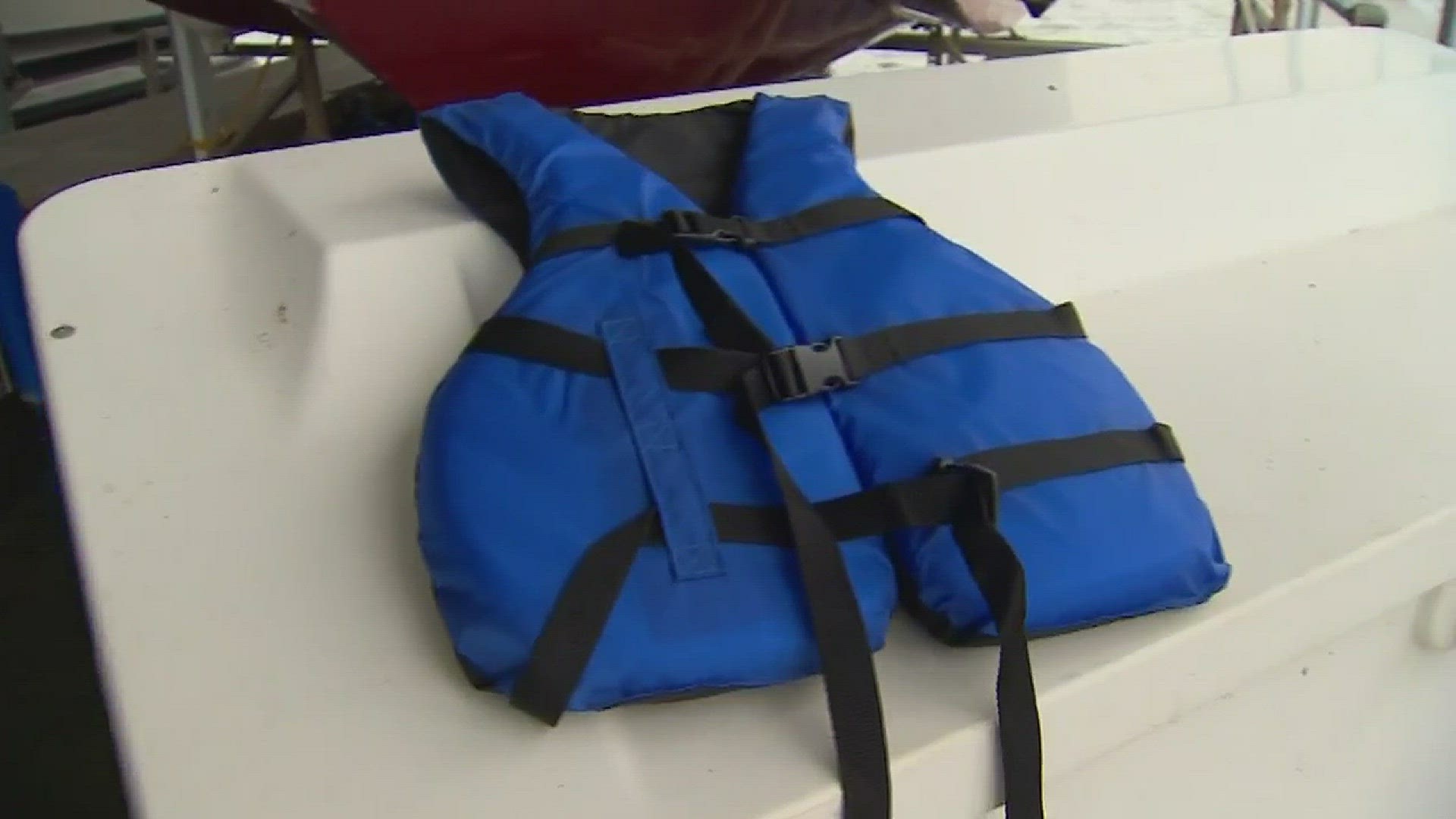 City of Grapevine starts "loan a life jacket" program