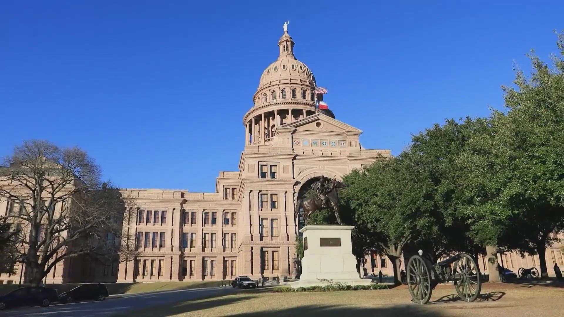 The Texas legislature is meeting in Austin on Tuesday. Here's what to expect.