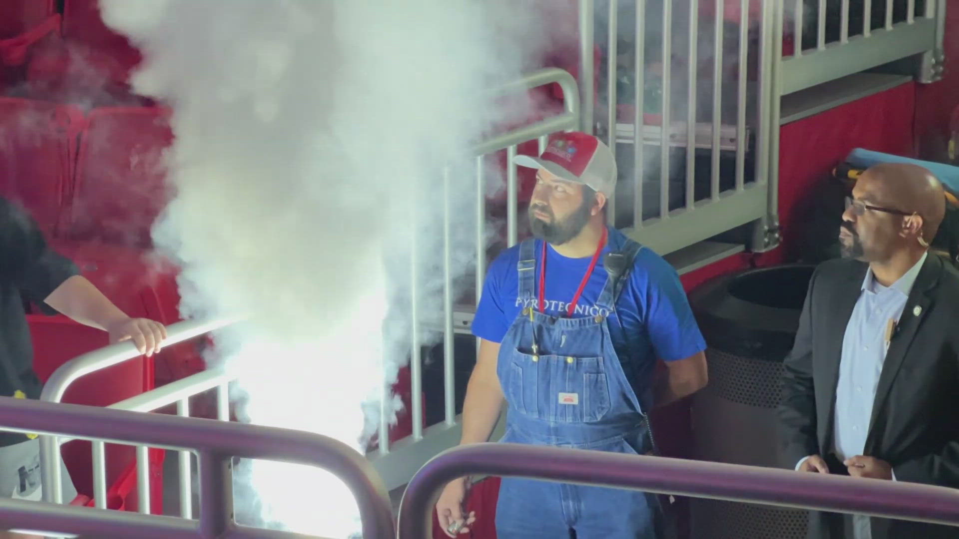 Pyro Joe ignites fame with fiery spectacle after SMU's stunning Boopie ...