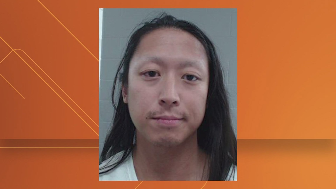 Manhunt ends after police arrest suspect connected to attack on ICE ...