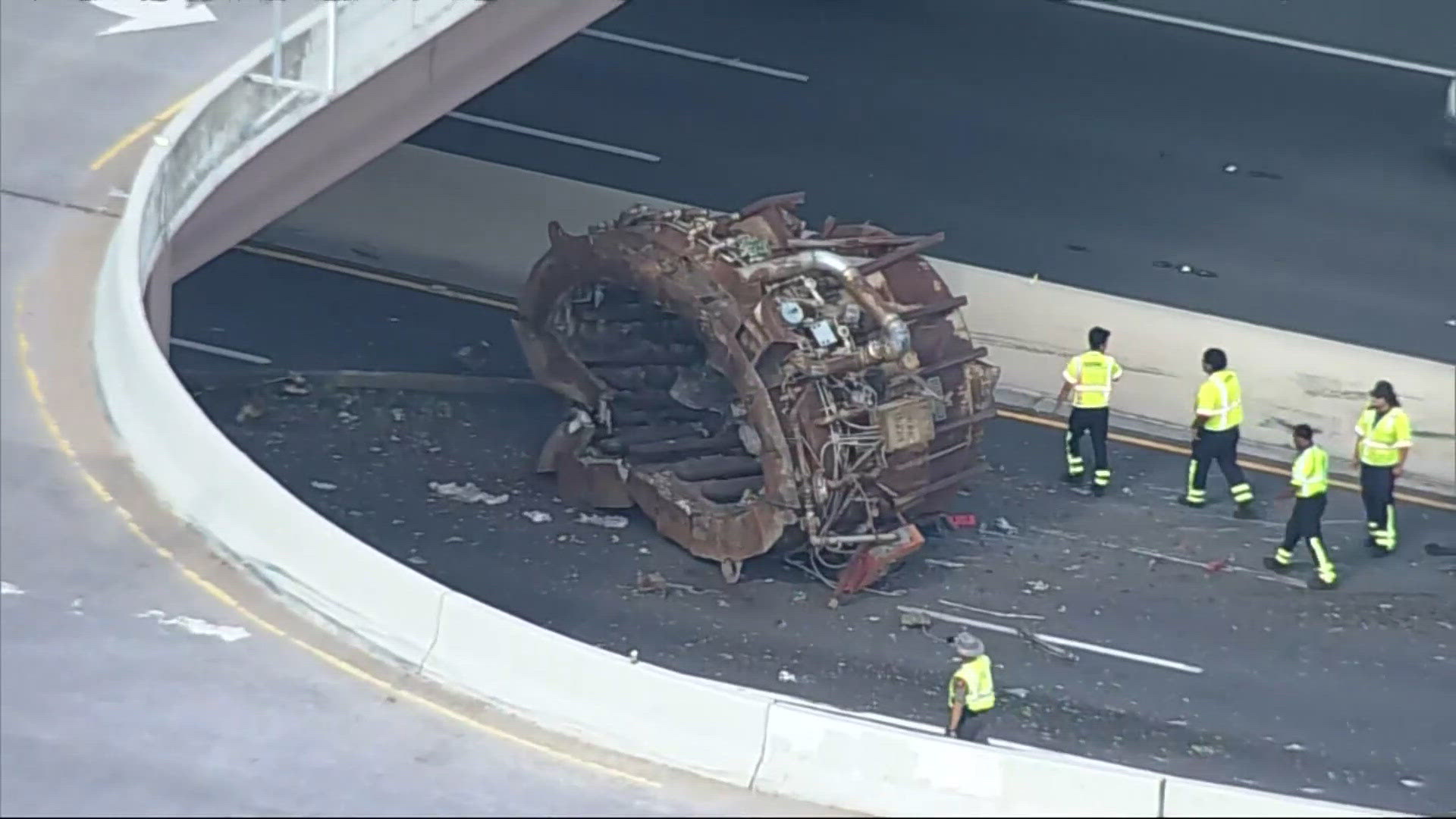 Motorcyclist dies in Loop 12 collision with truck, deputies say | wfaa.com