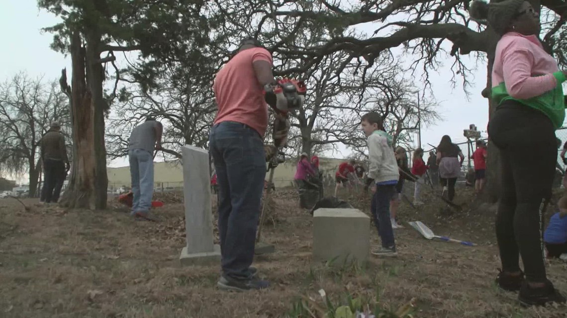 Hundreds Show Up To Clean Up Historic Black Cemetery In Lewisville For