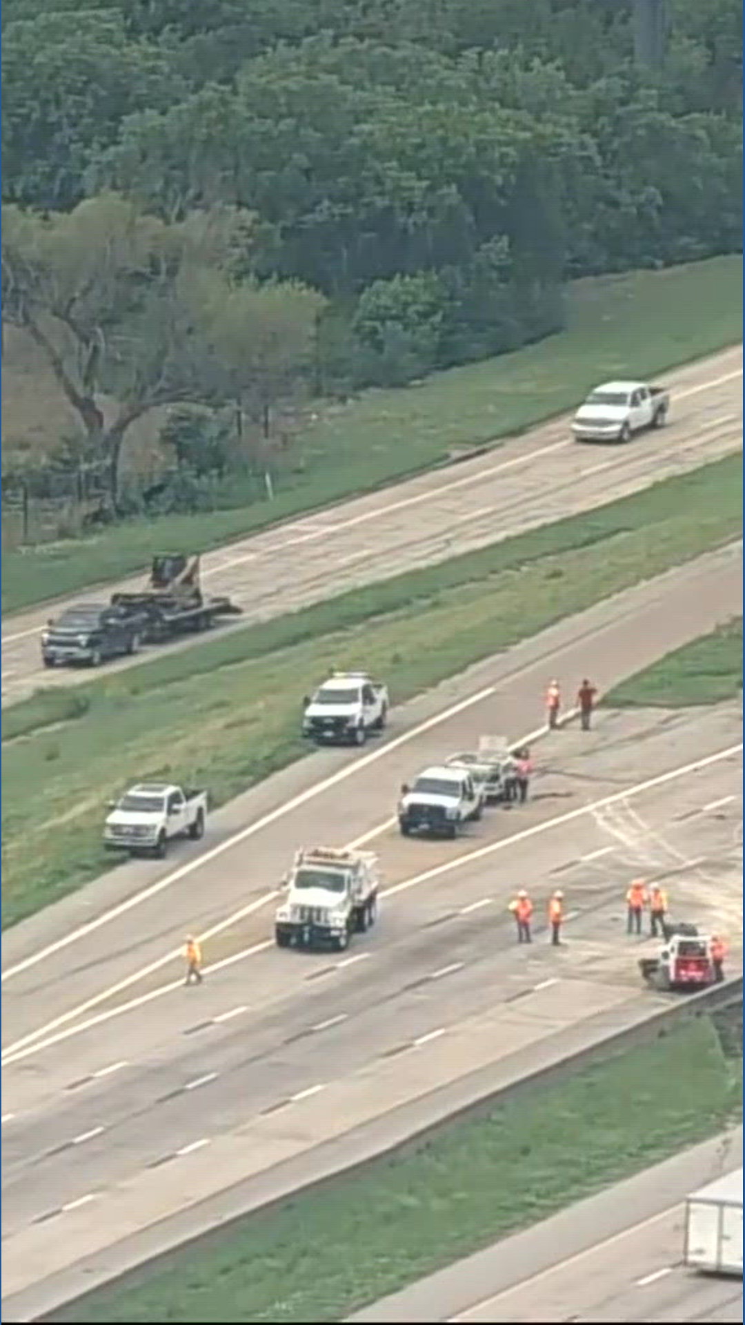 Eastbound lanes of NW Loop 820 near Lake Worth closed due to truck ...