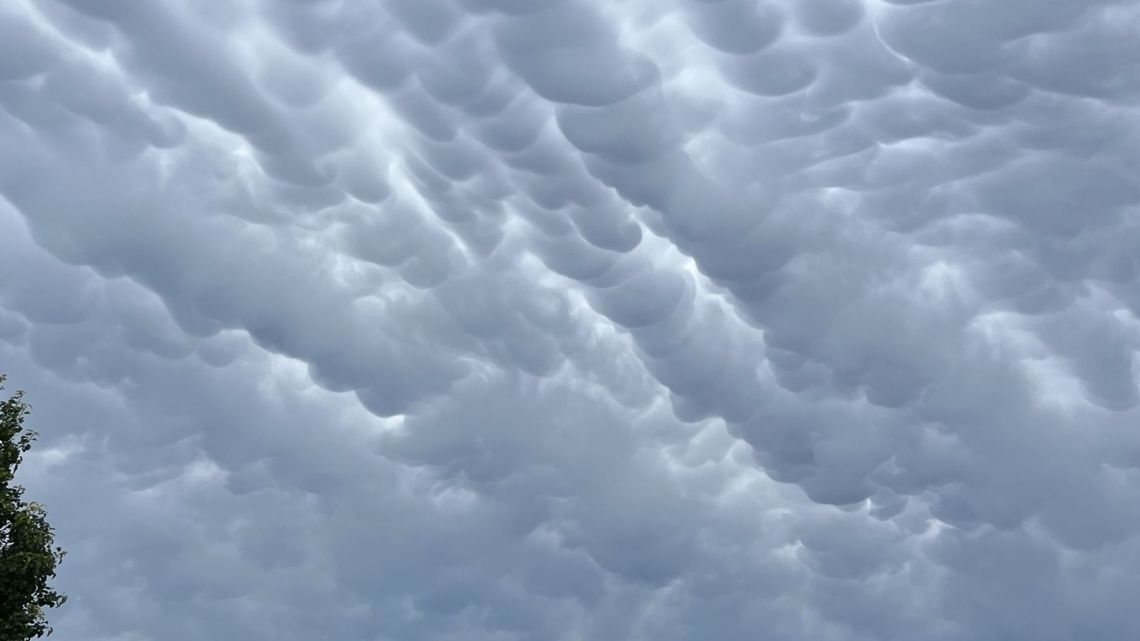 What are those strange looking clouds above DFW? | wfaa.com