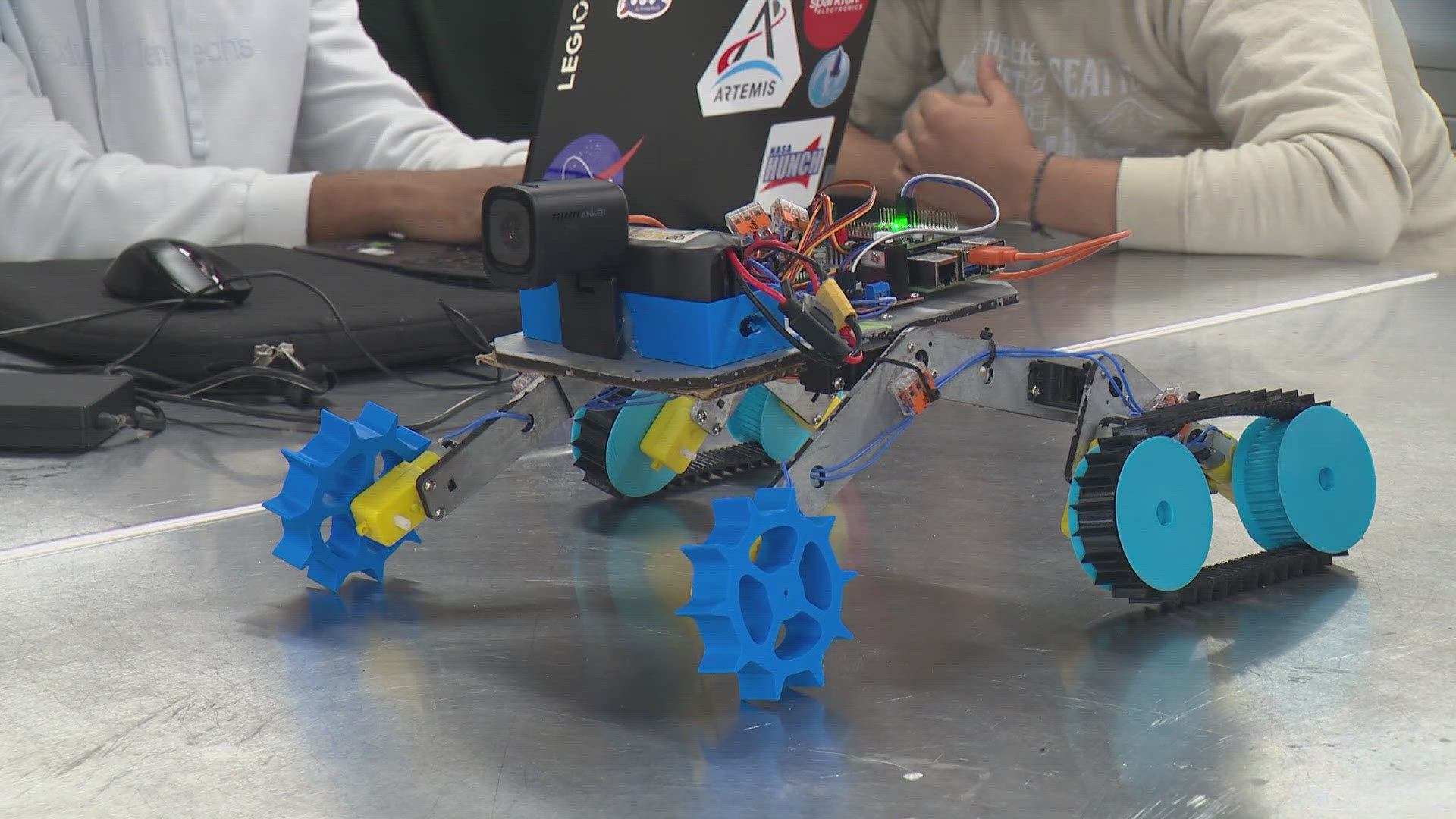 wfaa.com - Matthew Moreno - One dead in overnight auto-pedestrian accident on SH 183, police say