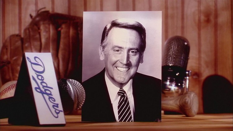 Fans remember Vin Scully, longtime broadcaster for LA Dodgers