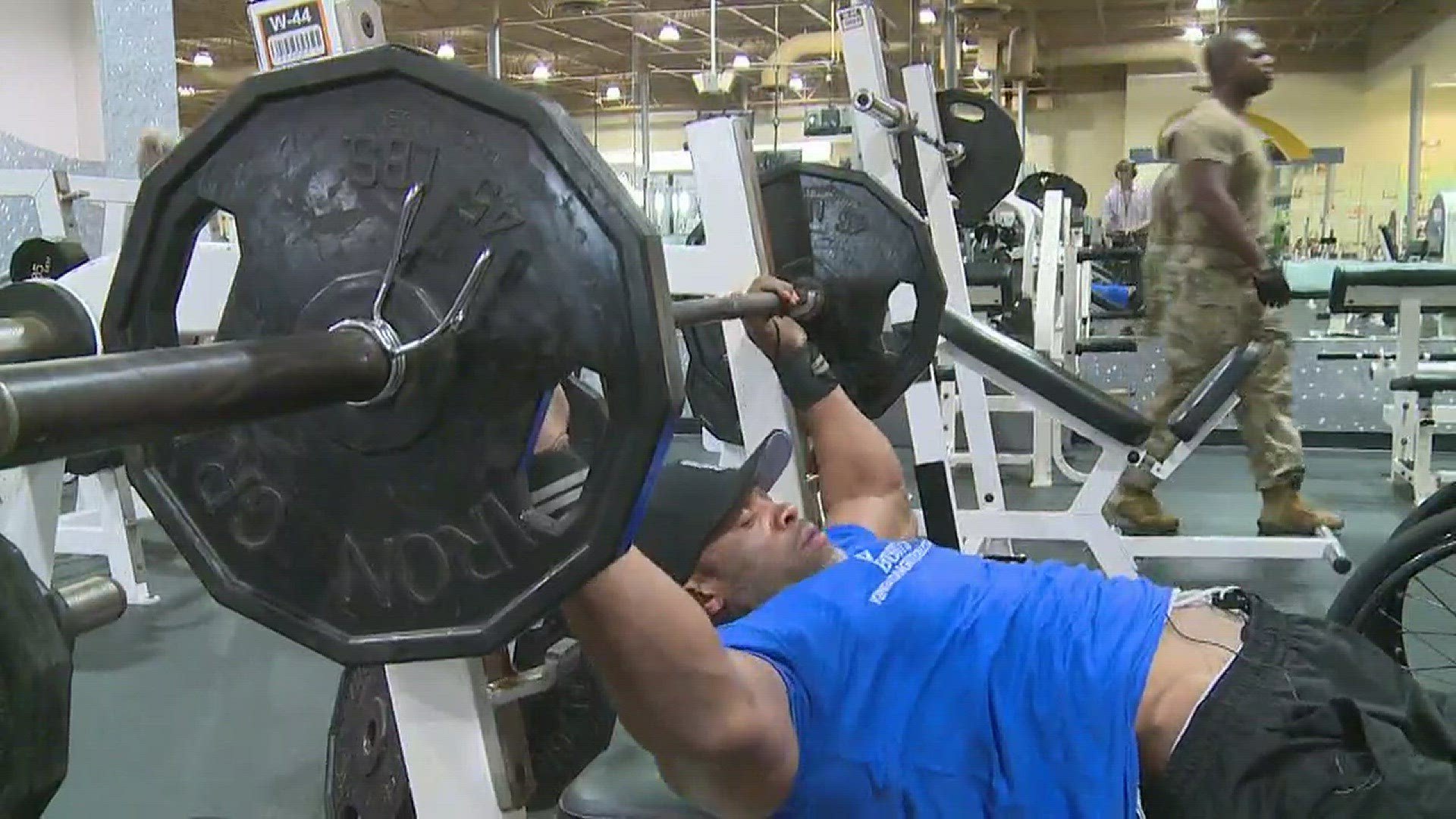 Bodybuilder won't let obstacles get in the way