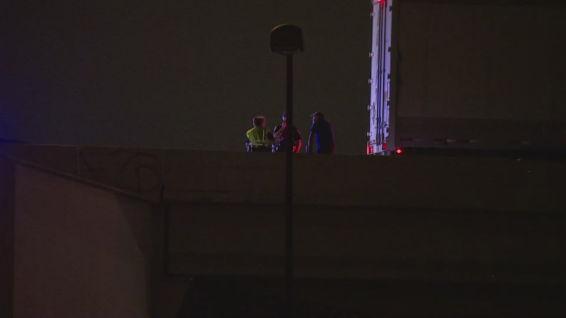 A fuel spill prompted officials to close portions of I-35W and I-30 in Fort Worth overnight.