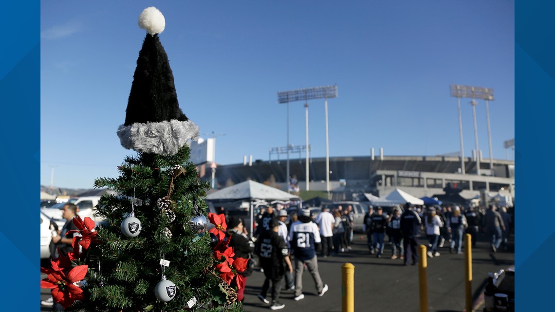 Naughty and nice history of the Dallas Cowboys at Christmastime