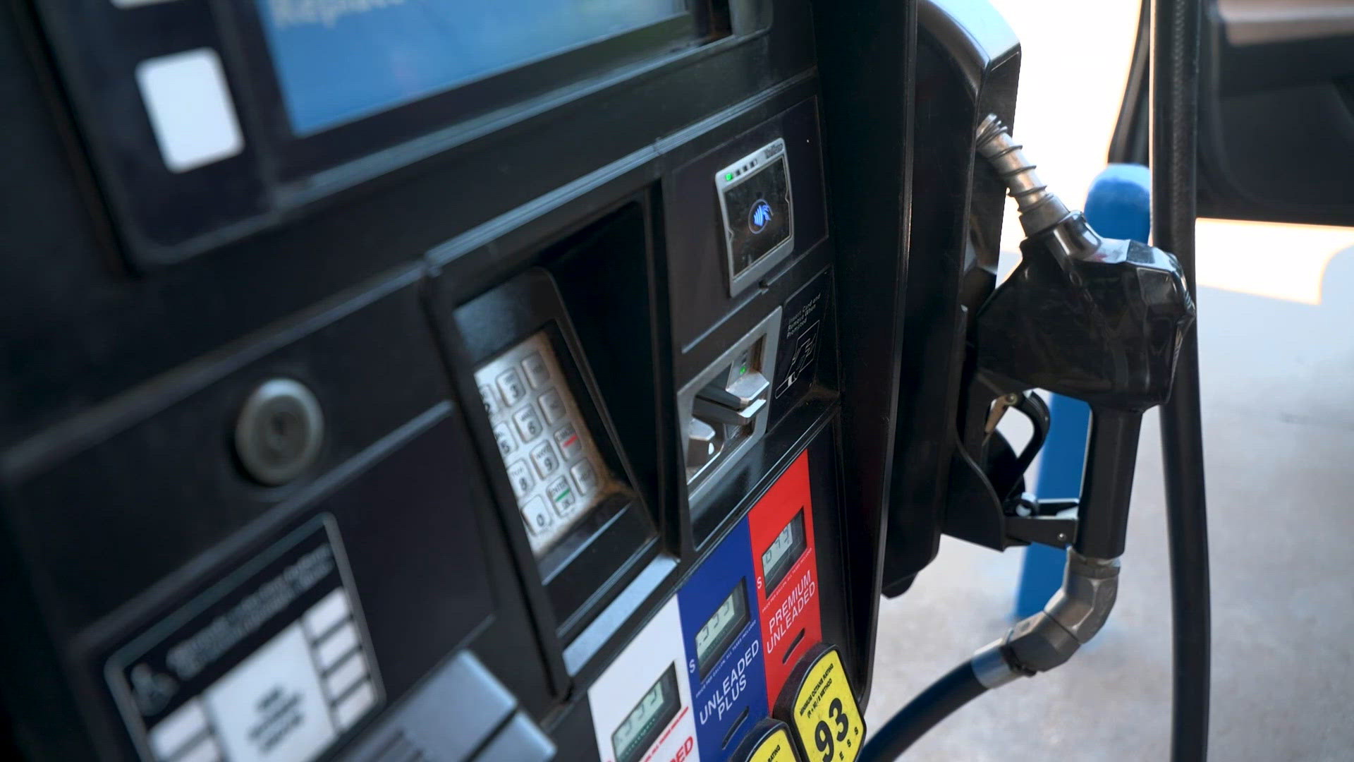 wfaa.com - Kevin Reece - North Texas drivers react to rising gas prices and potential gas tax relief