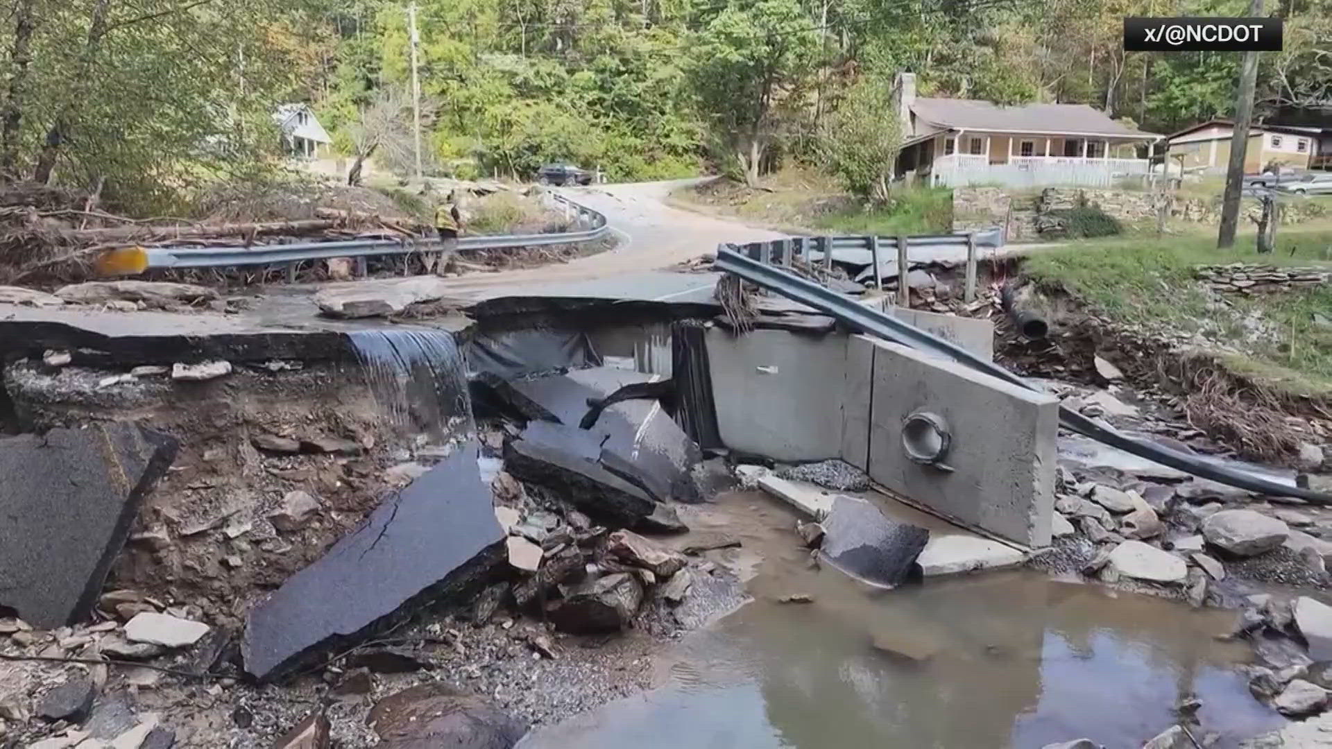 At least 400 roads were closed fur to damage when the hurricane hit.